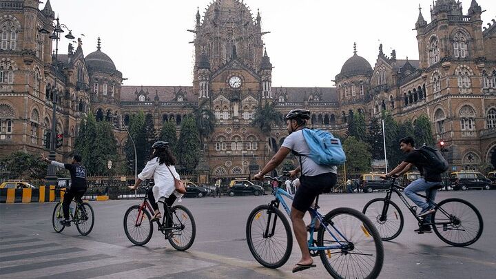 Mumbai Early Morning Half-Day Bicycle Tour