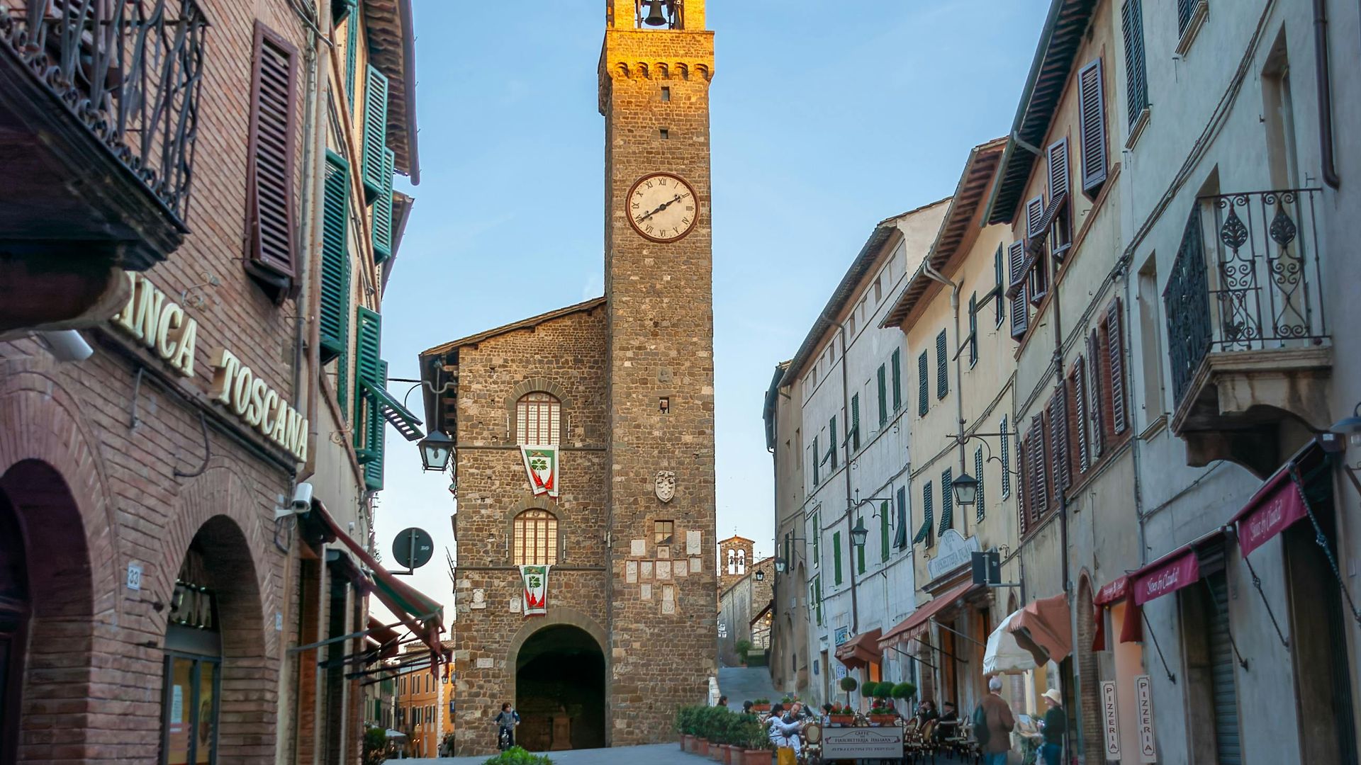 Val d'Orcia Masterpiece: E-Bike, Brunello & UNESCO Views