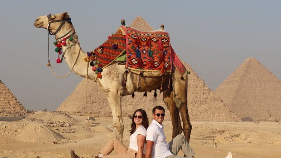 Cairo: Full-Day Giza Pyramids, Sphinx & Saqqara Tour
