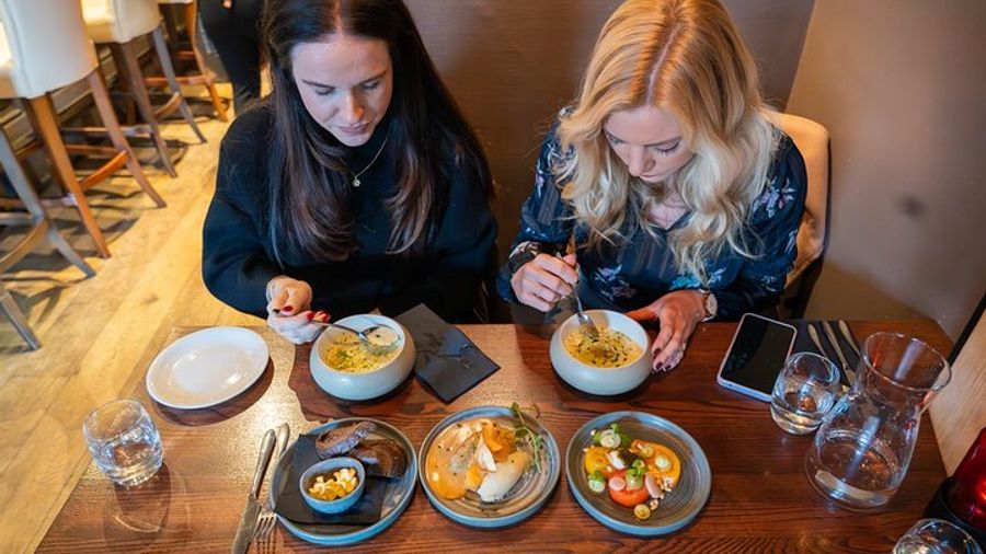 Edinburgh: The Original Small-Group Premium Foodie Tour