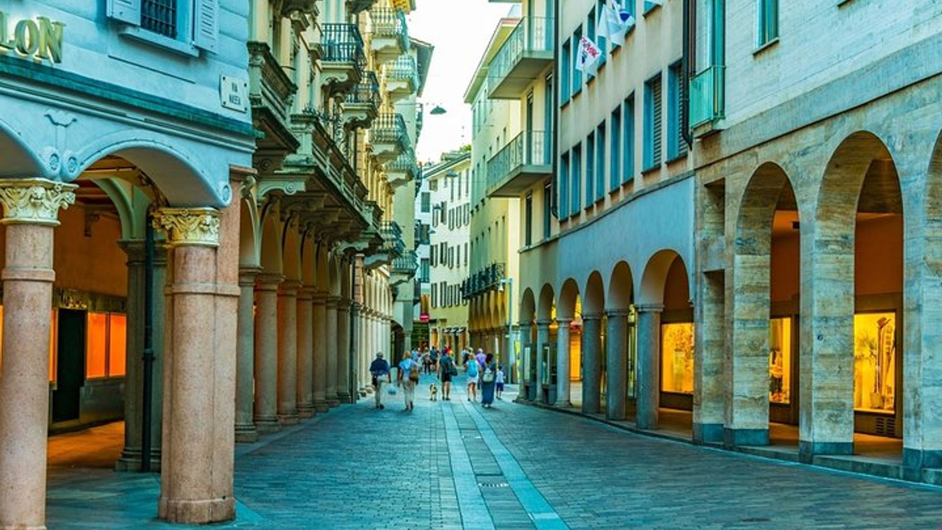 Lugano und Mountain Bre Private Tour für maximal vier Personen ab Lugano