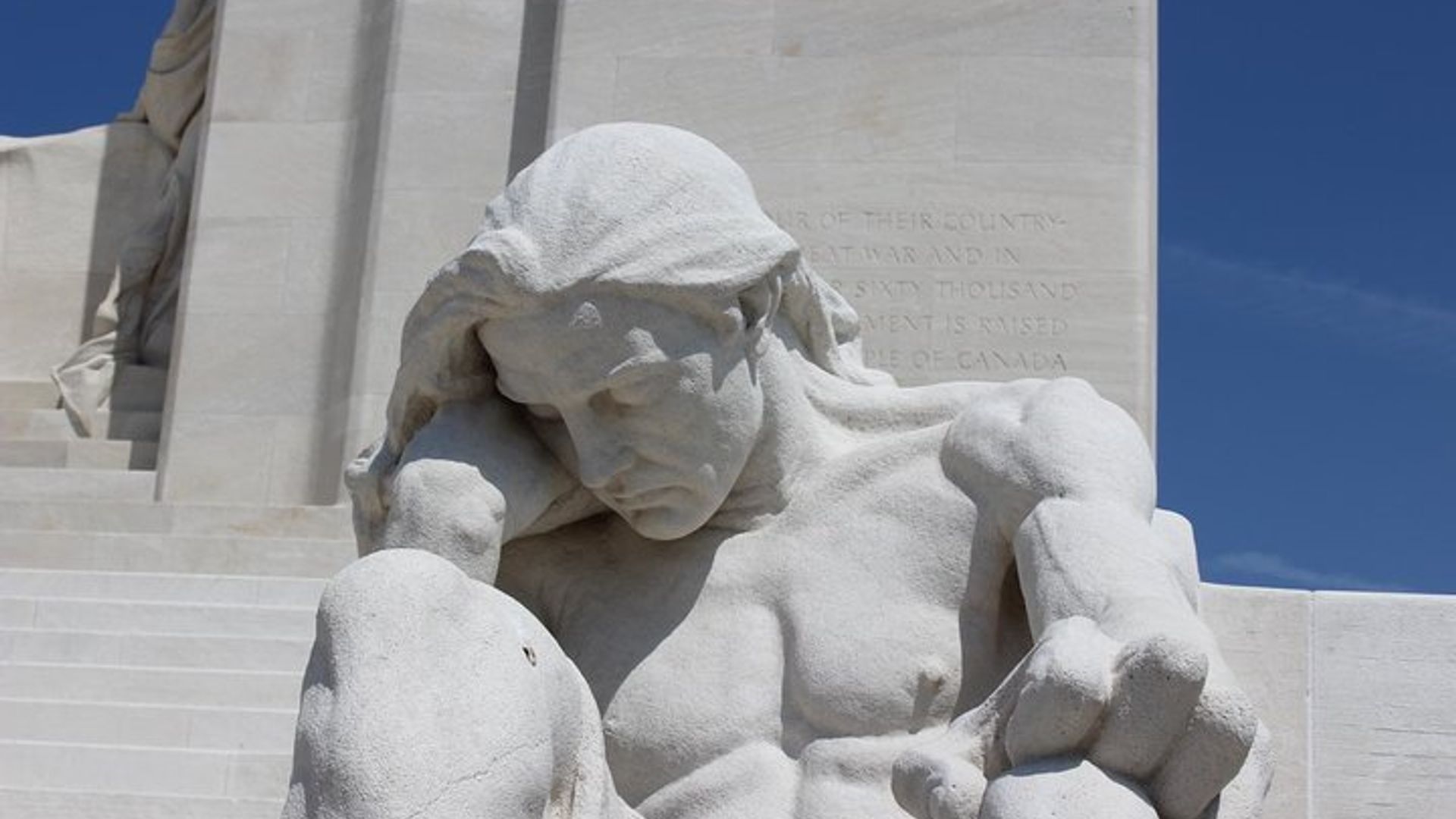 Vimy Canadian Memorial Round-Trip Private Transfer From Arras
