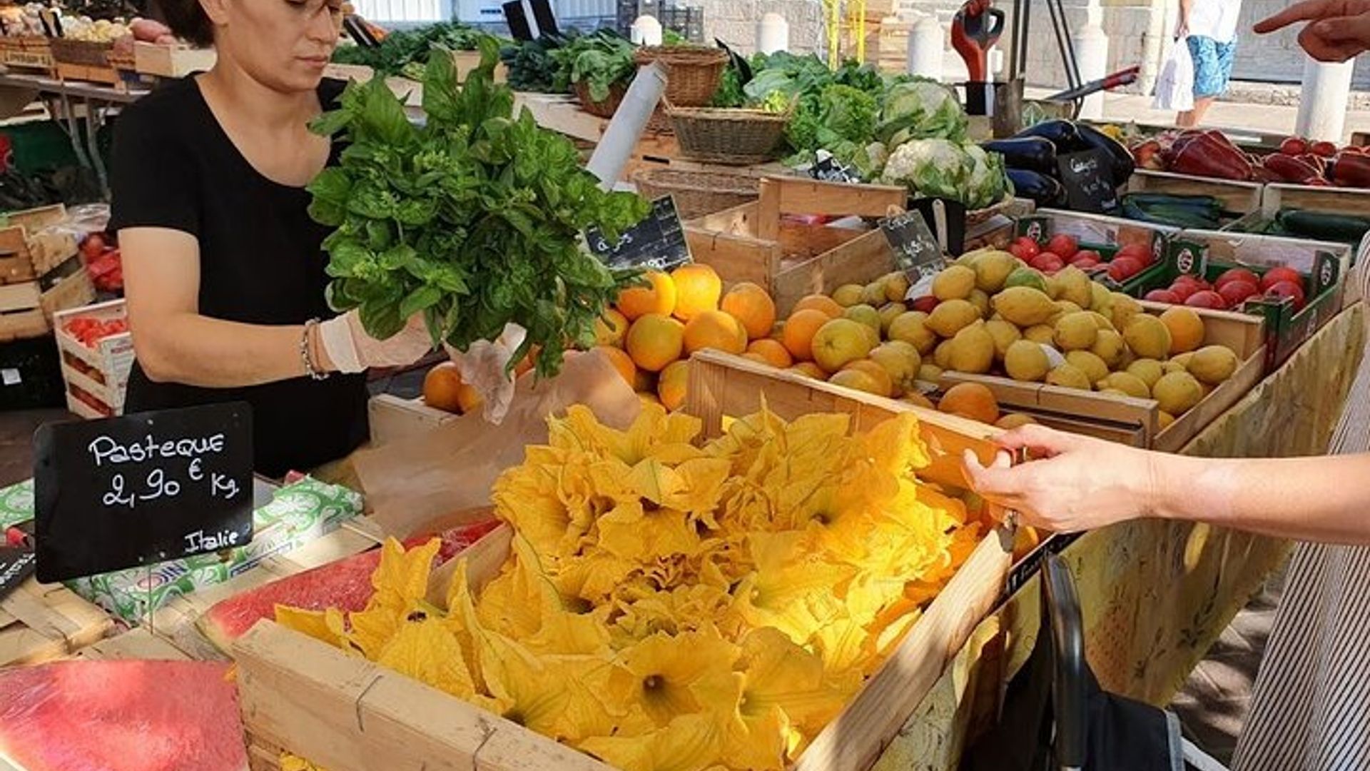 Nice Old Town Food and Wine Tour