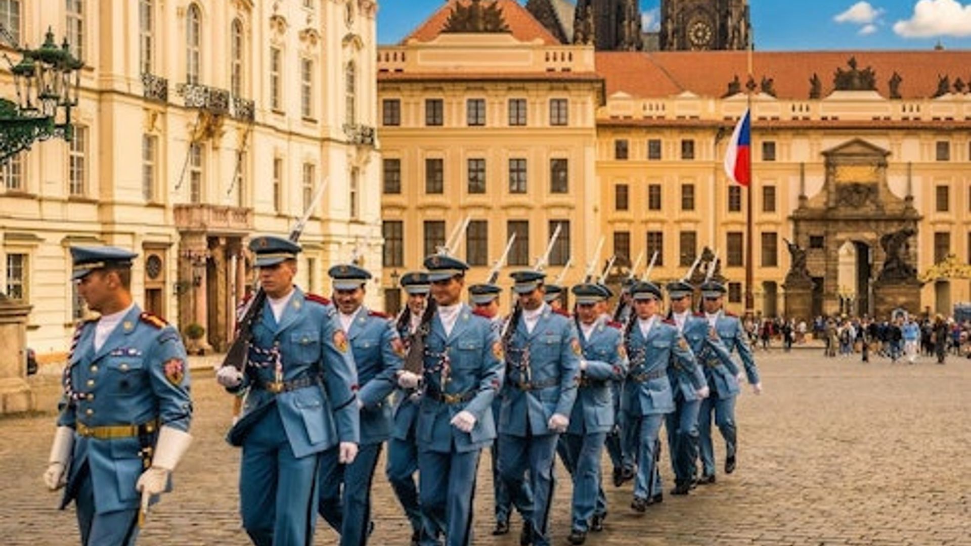 Prague: Hradčany Guided Tour + Fast Track Castle Entry + Audio Guide