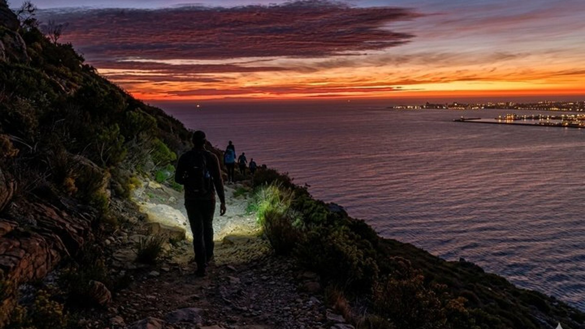 Lion’s Head Sunrise or Sunset Small-Group Guided Hike (Max 6)