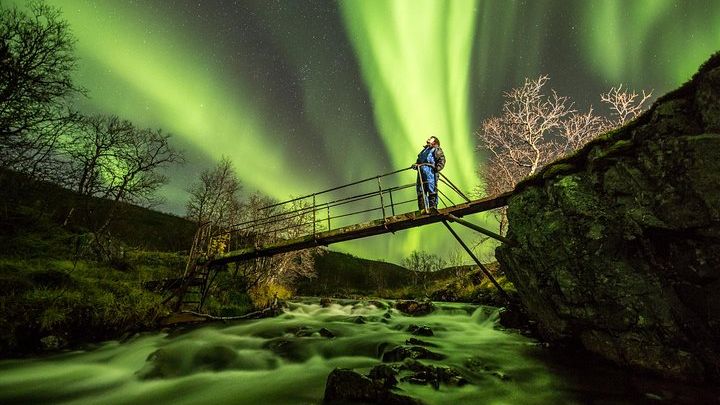 Tromso Northern Lights Small-Group Adventure Tour With Snacks