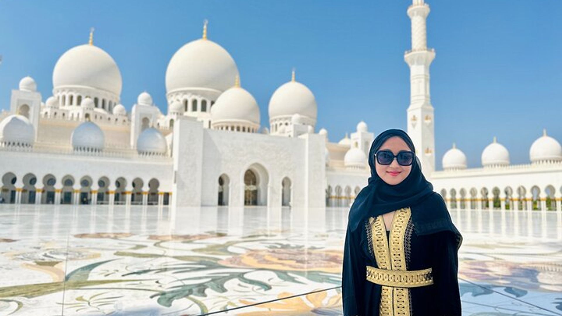 Abu Dhabi Full-Day Small-Group City Tour From Dubai