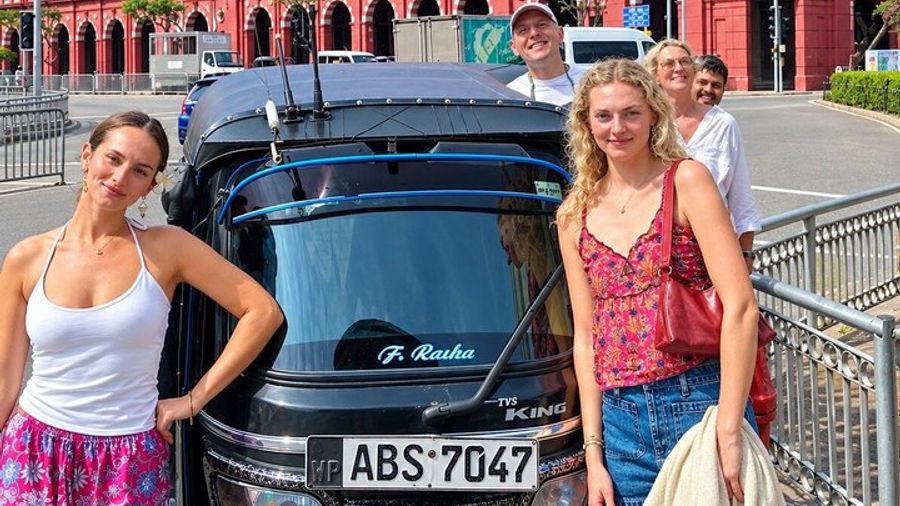 Colombo: Private Cultural Sightseeing Half-Day Tuk-Tuk Tour