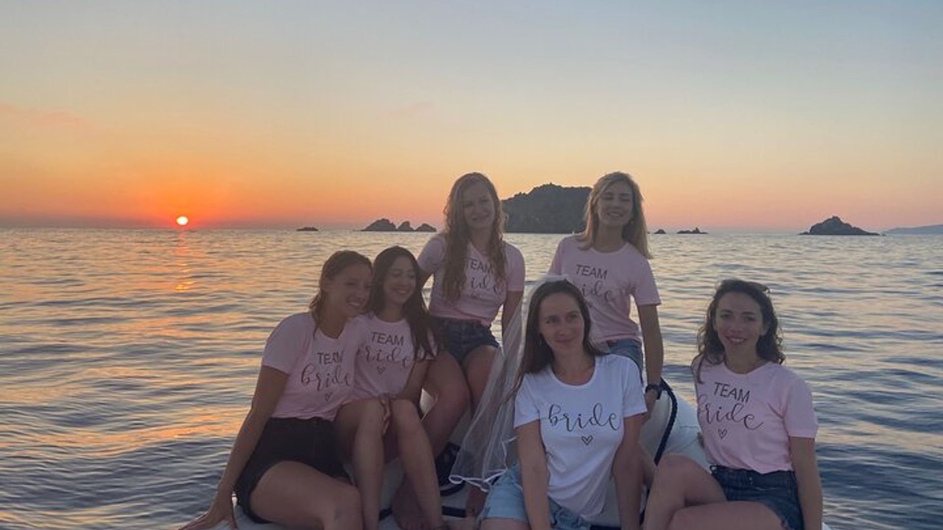 Cruzeiro ao Pôr do Sol nas Ilhas Sanguinárias da Córsega com Aperitivo