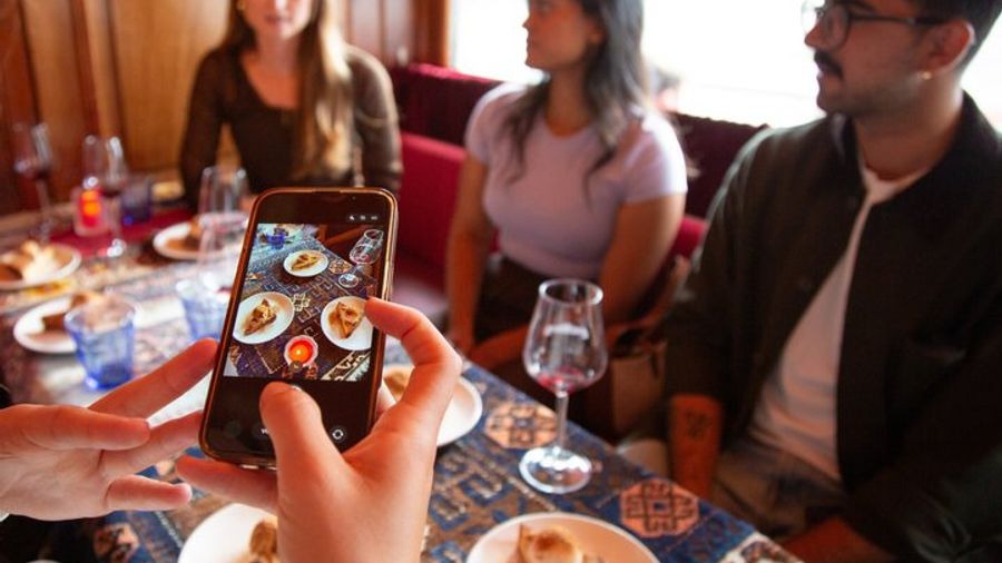 Amsterdam Small-Group Food Tour With Tastings And Drinks