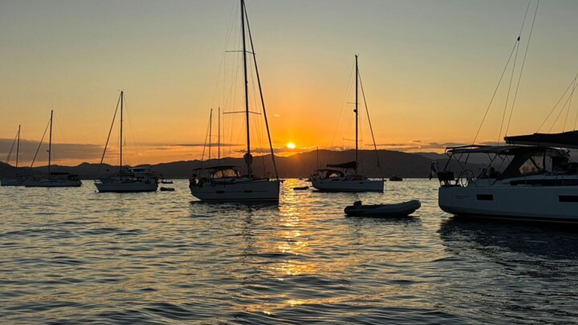 Private Full-Day Luxury Cruise - a Serene Voyage to the Islands