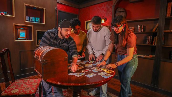 San Antonio Private Master of Illusions Escape Room