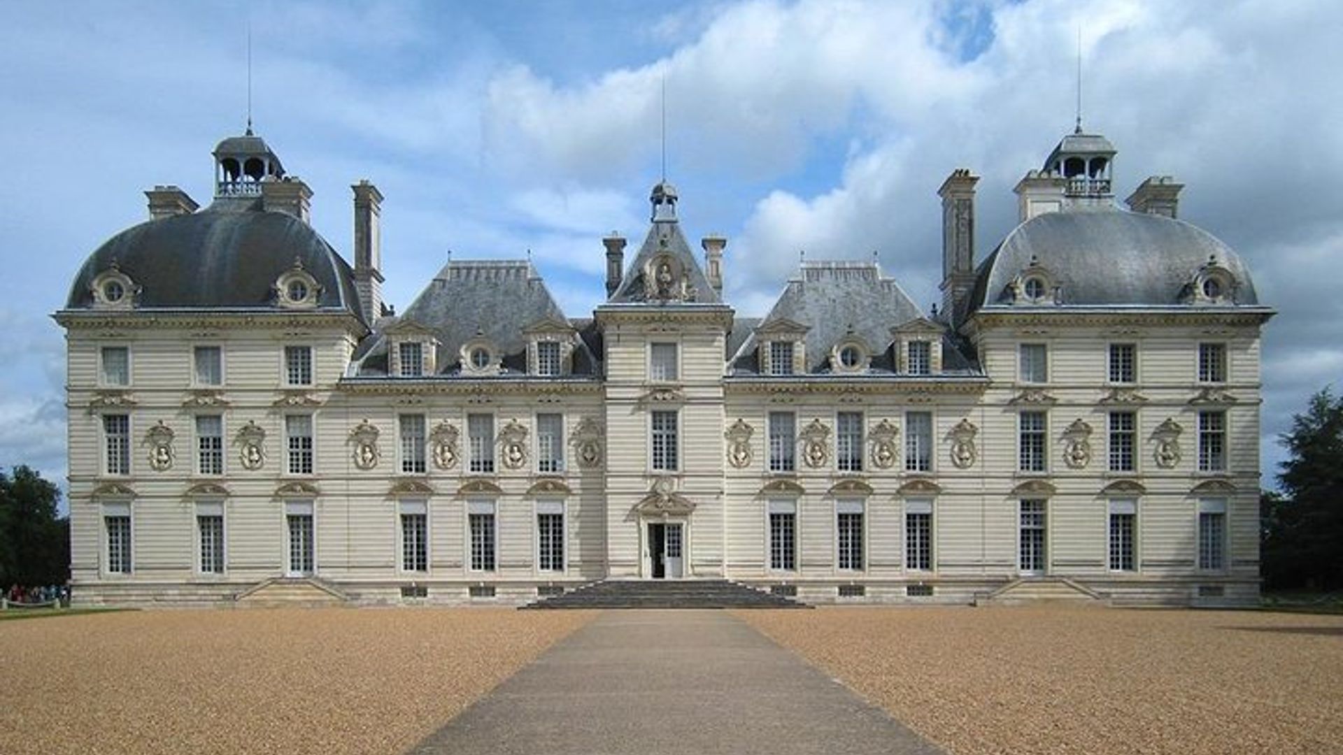 Paris Loiretal Châteaux Private Tagestour mit Transit