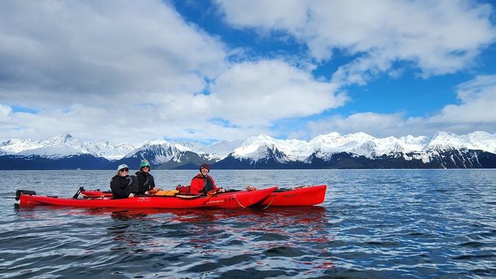 Resurrection Bay to Tonsina Point Guided Kayaking Experience