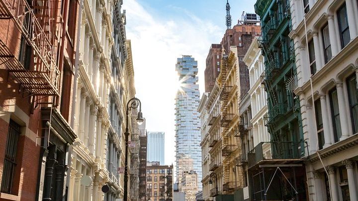 Manhattan Neighborhood Private Customized Walking Tour