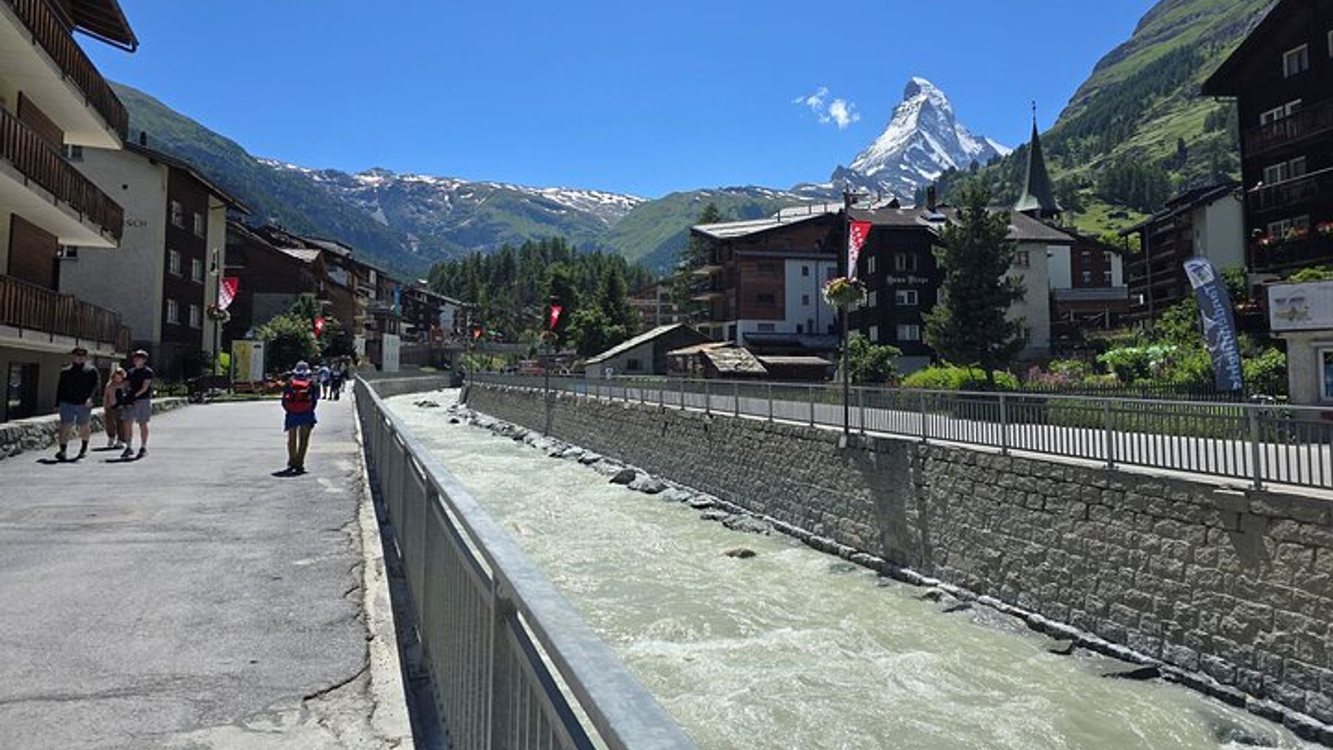 Zermatt Village, région du Cervin et mont. Visite en petit groupe du Gornergrat au départ de Bâle