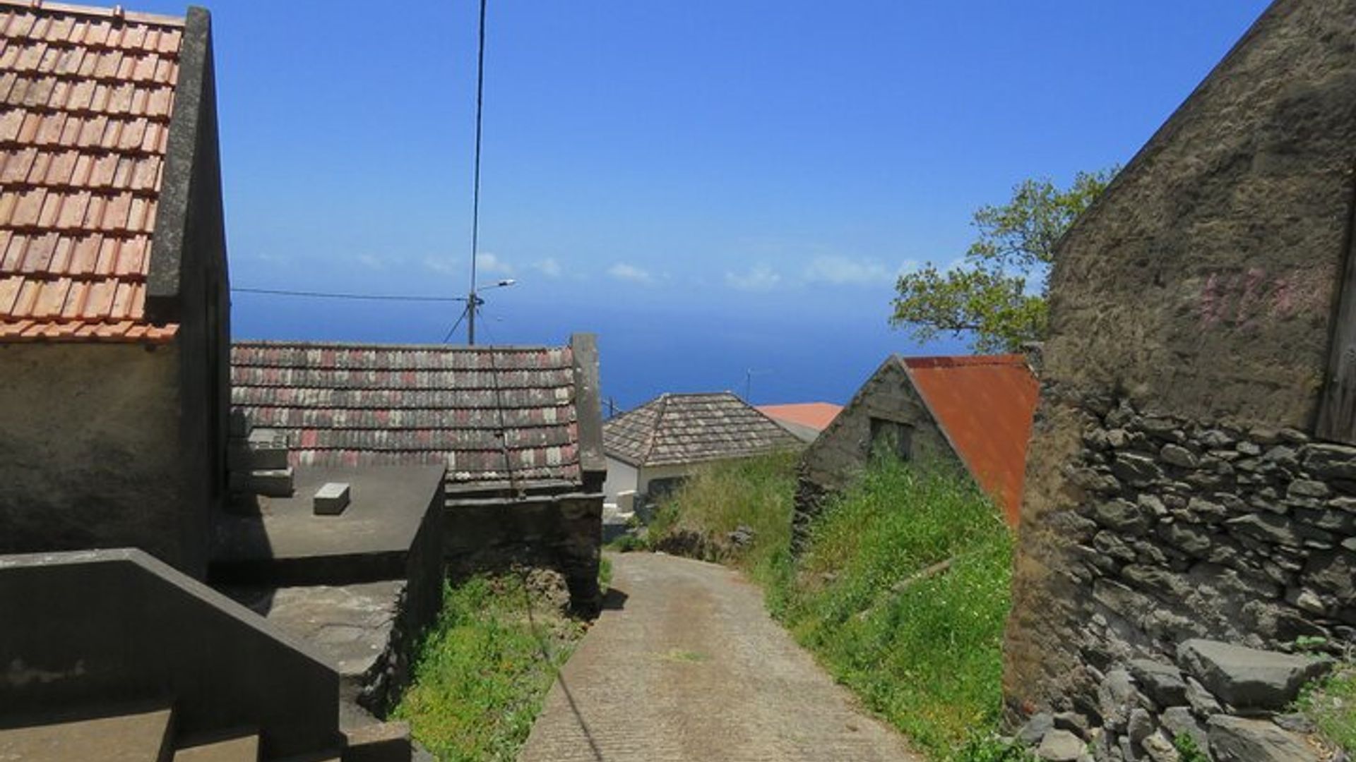 Sunny Southwest, Rum, Banana, Waterfall and Lighthouse Discovery