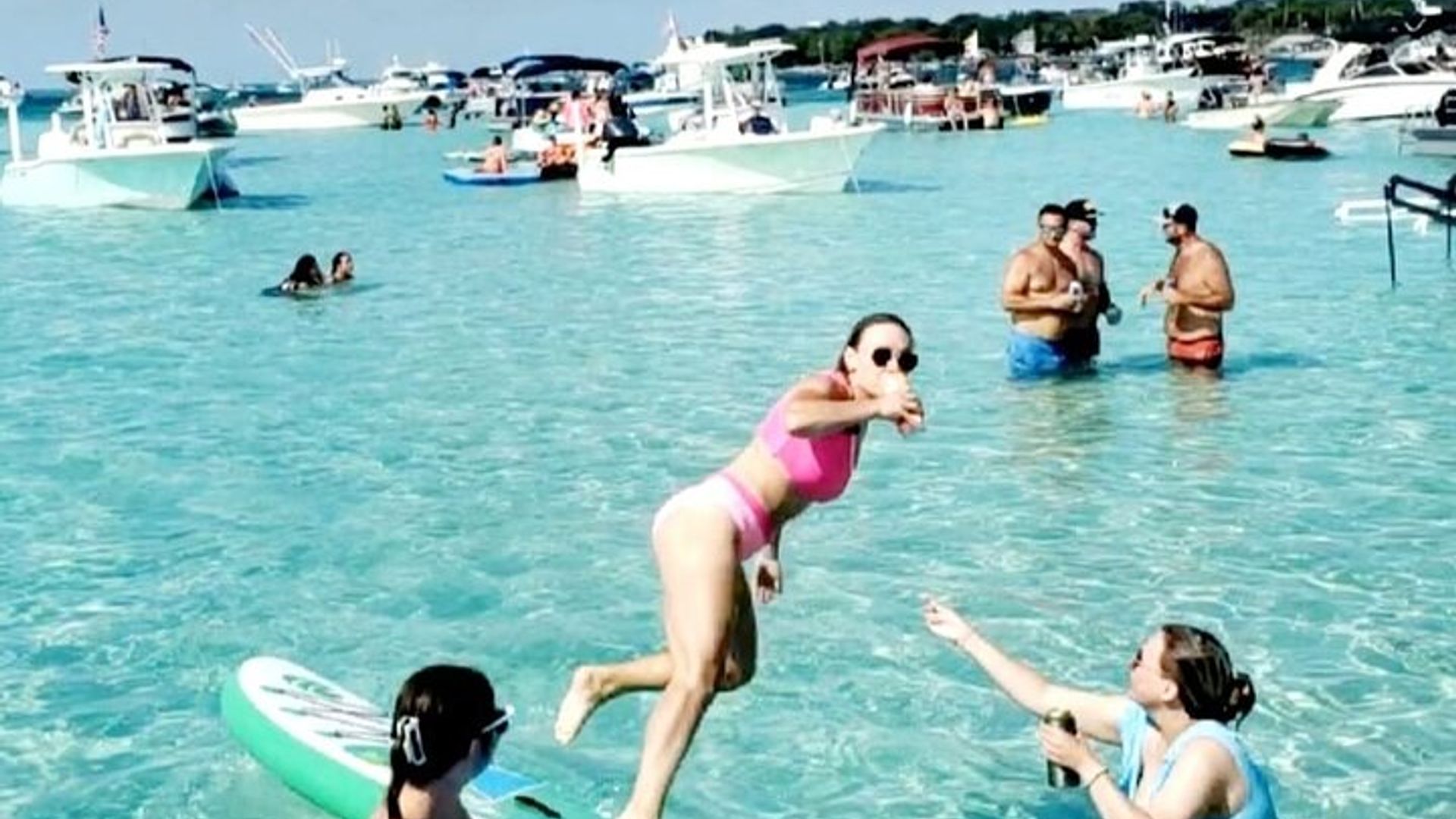 Crab Island Anpassbare Private Kapitänsboot Charter