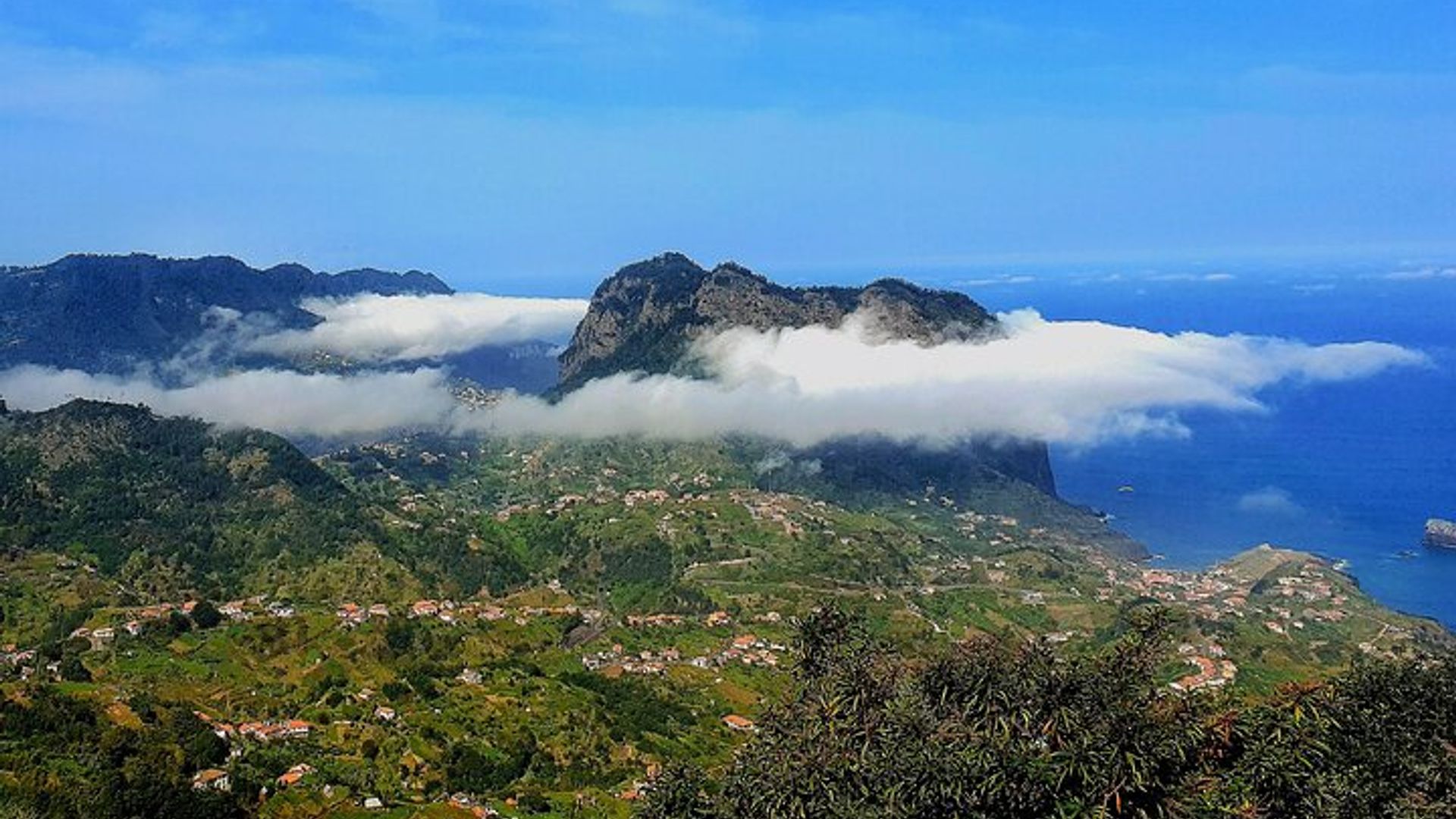 Madeira Peaks — Ganztagestour mit offenem Geländewagen