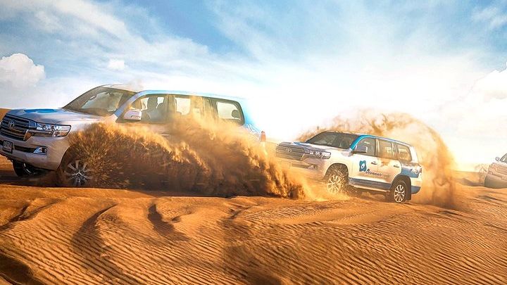 Abu Dhabi: Morning Desert Safari with Camels and Sandboarding