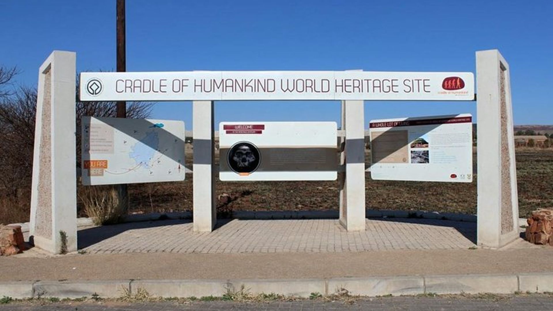 Cradle of Humankind and Lesedi Private Tour from Johannesburg