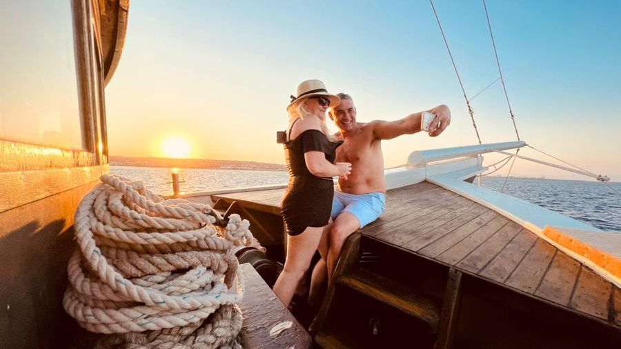 Faliraki sunset cruise with unlimited drinks