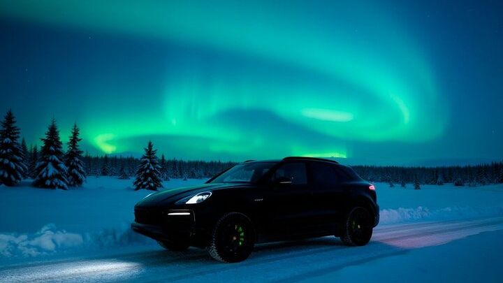 Rovaniemi: Northern Lights Pro Guaranteed - Unlimited (PRIVATE)