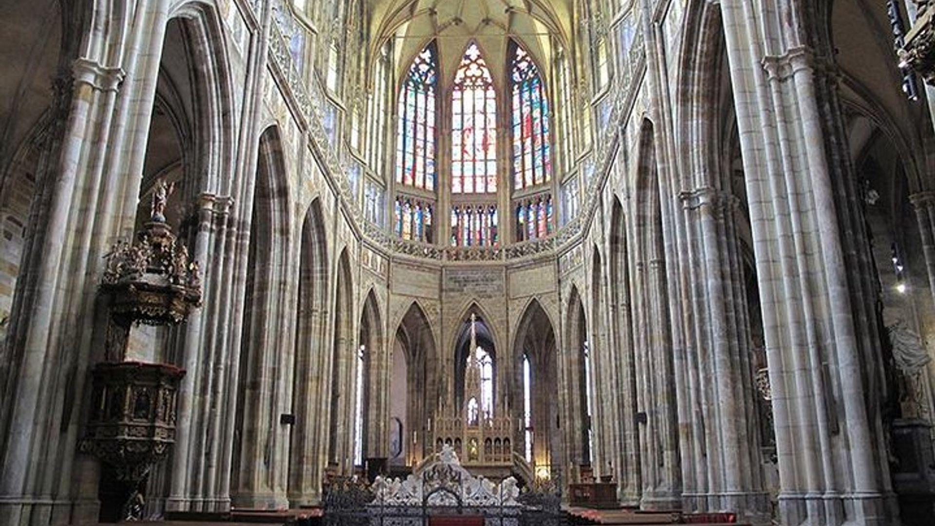 Prague Castle Private Half-Day Guided Tour with Hotel Pickup