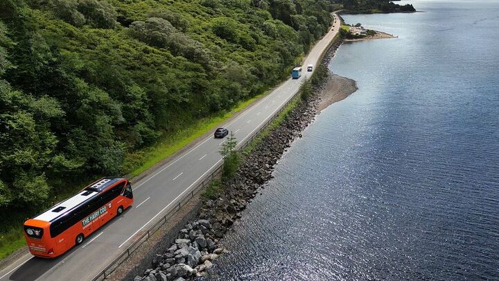 1-Way Edinburgh to Inverness: Glencoe, Glenfinnan & Highlands