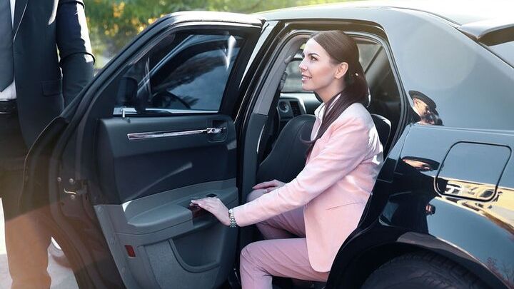 Private Cross-Border Transfer, Buffalo to Niagara Falls, ON