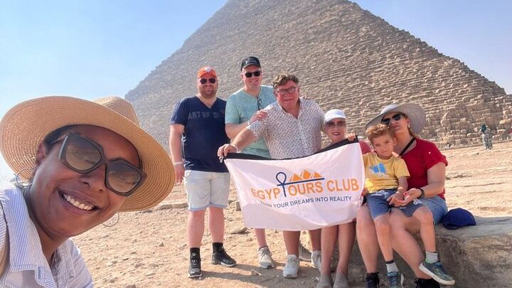 Giza Pyramids and Saqqara Private Tour from Cairo with Memphis