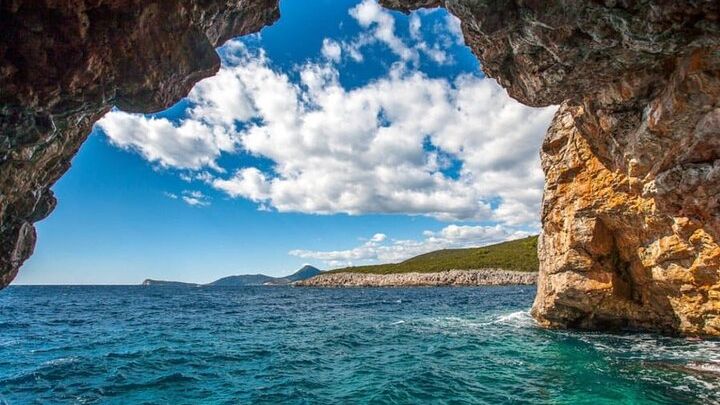 Private Boat for Large Groups: Blue Cave & Lady of the Rocks