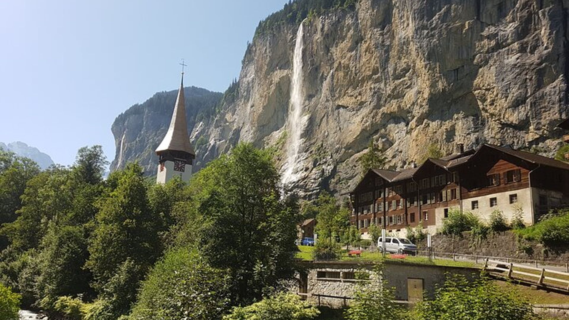 Lauterbrunnen & Mürren: Small Group Alpine Day Trip from Lucerne