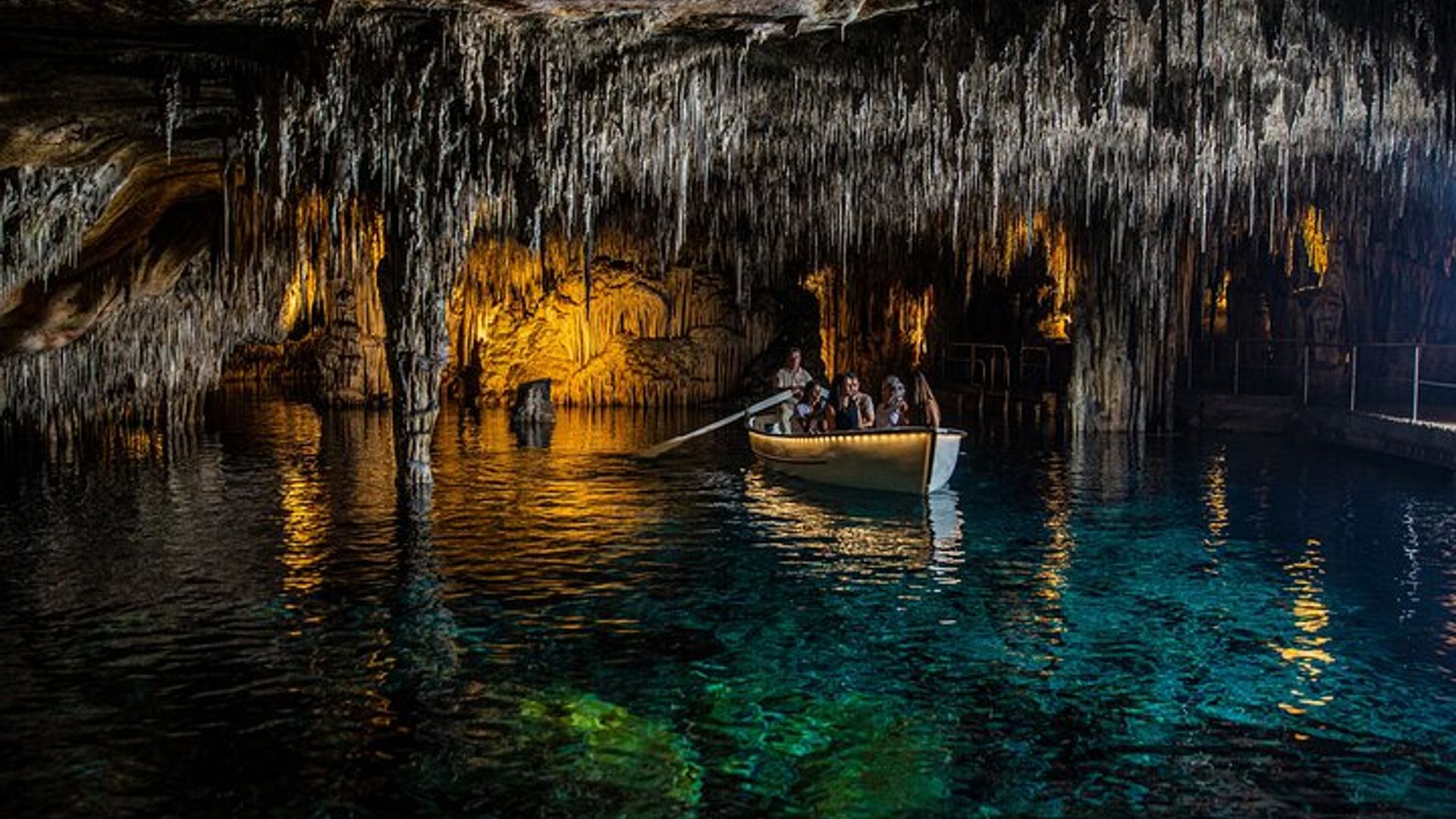 Caves of Drach Half-Day Tour with Boat Trip and Music Concert