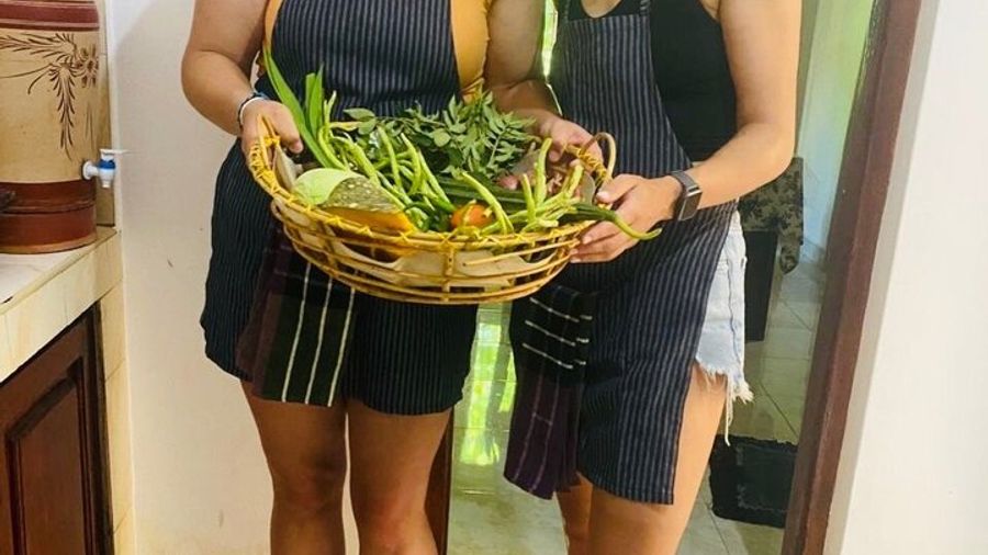 Private Negombo Home Cooking Class with Optional Market Visit