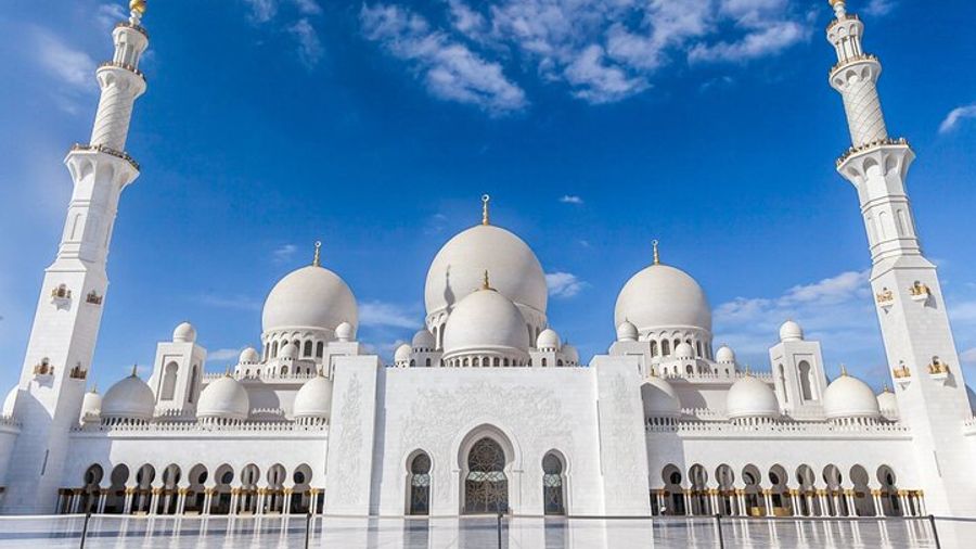 Abu Dhabi Small-Group Day Tour with Pickup from Dubai