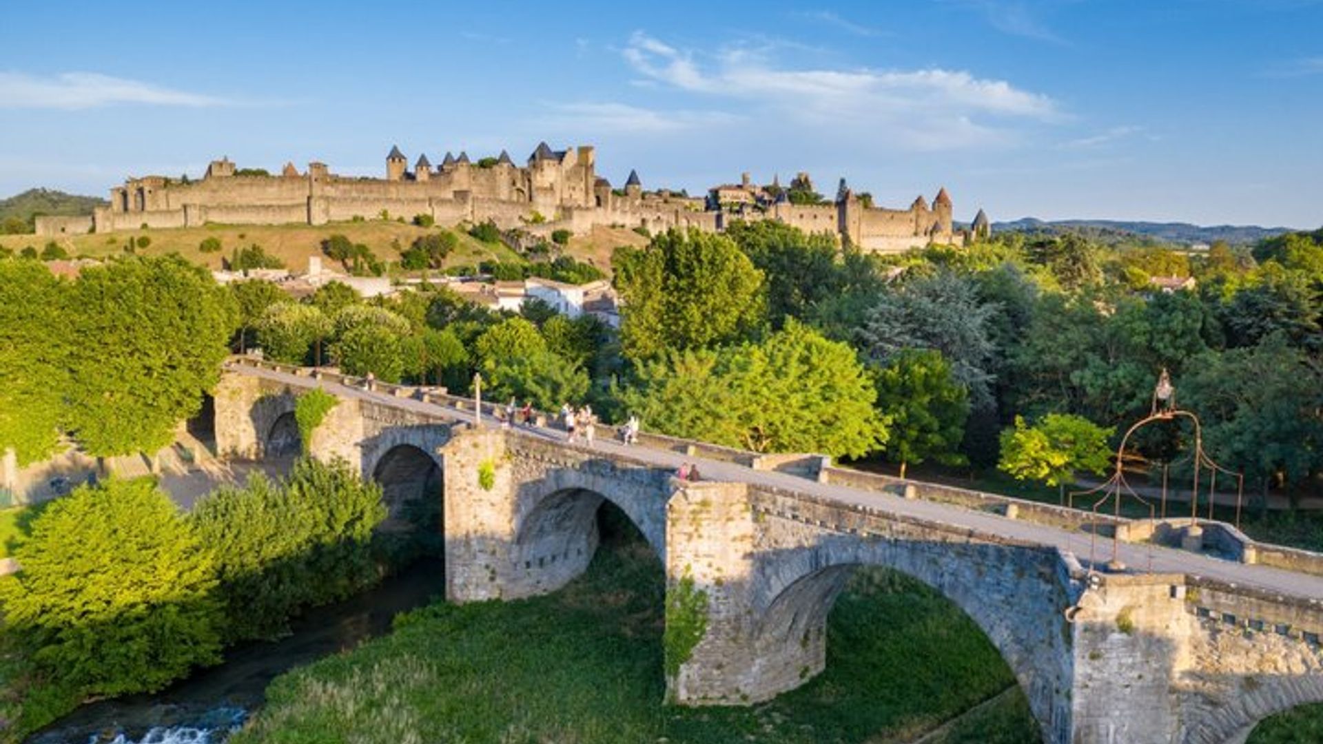 Carcassonne Audioguided walking tour 2h30 and 27 audios