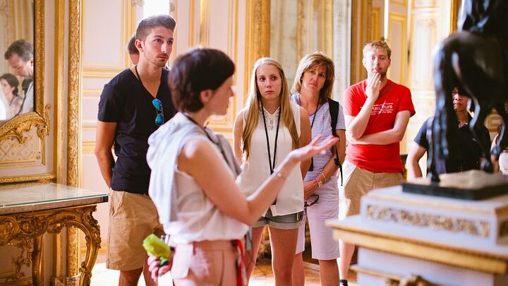 VIP Versailles Bike Tour from Paris with King's Apartments Access