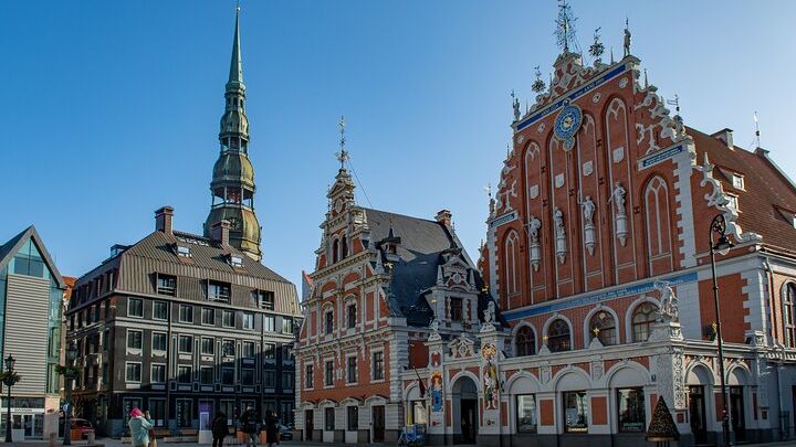 Riga Old Town Walking Tour in a Small Group