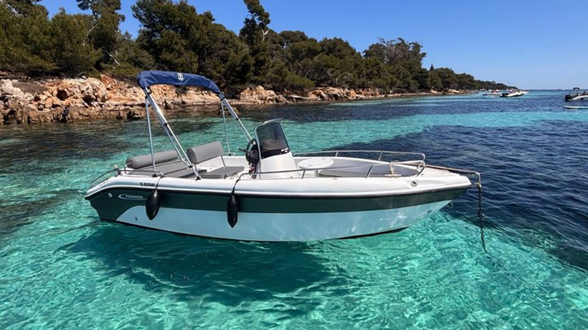 balade en bateau sans permis aux Îles aux Lérins
