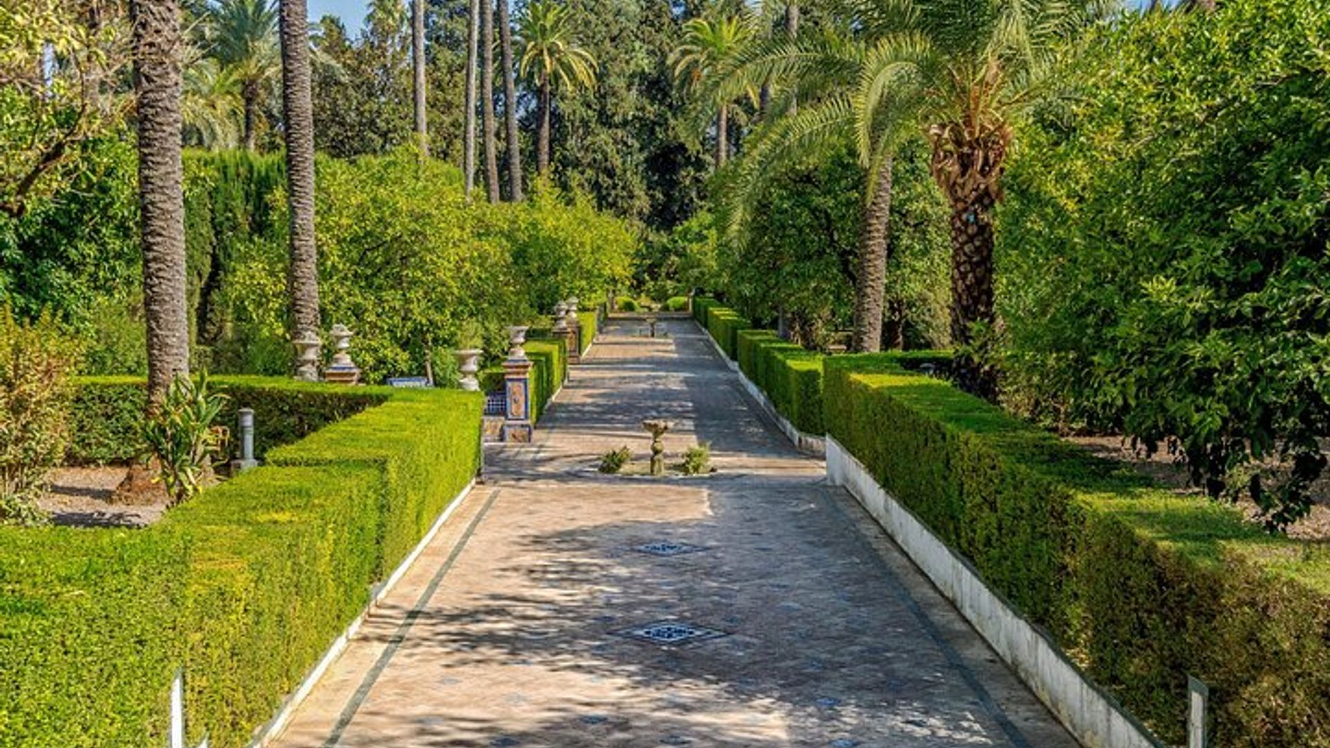 Secretos del Parque María Luisa & Plaza de España Tour en Español