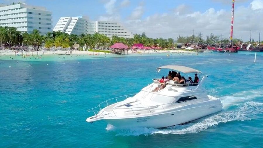 Cancun: Private Yacht Charter