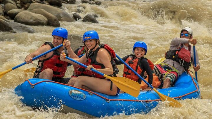 Naranjo River: Half-Day Whitewater Rafting