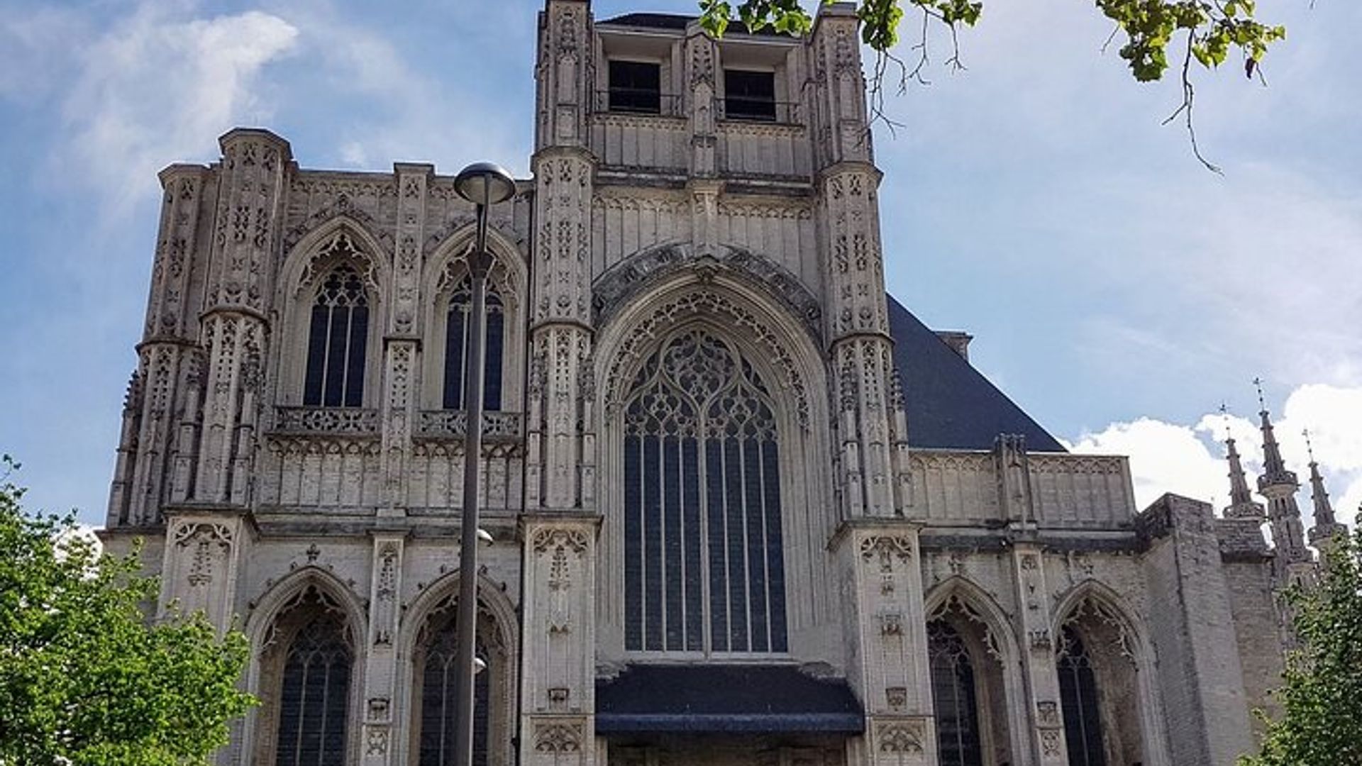 Soothing Corners of Leuven - Romantic Tour