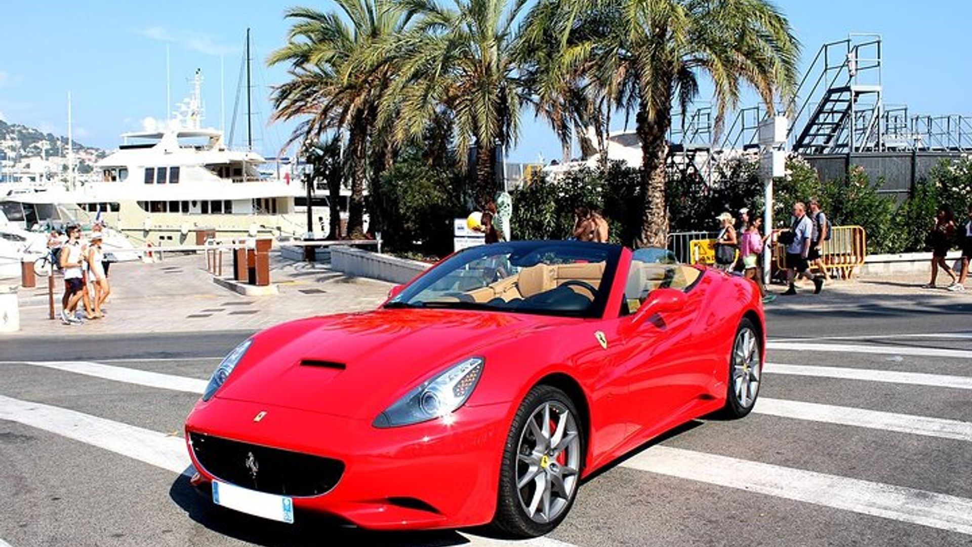 Private Ferrari Photo Tour in Cannes