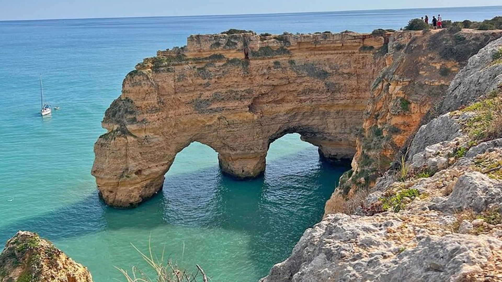 Benagil Cave Tour From Armação de Pêra