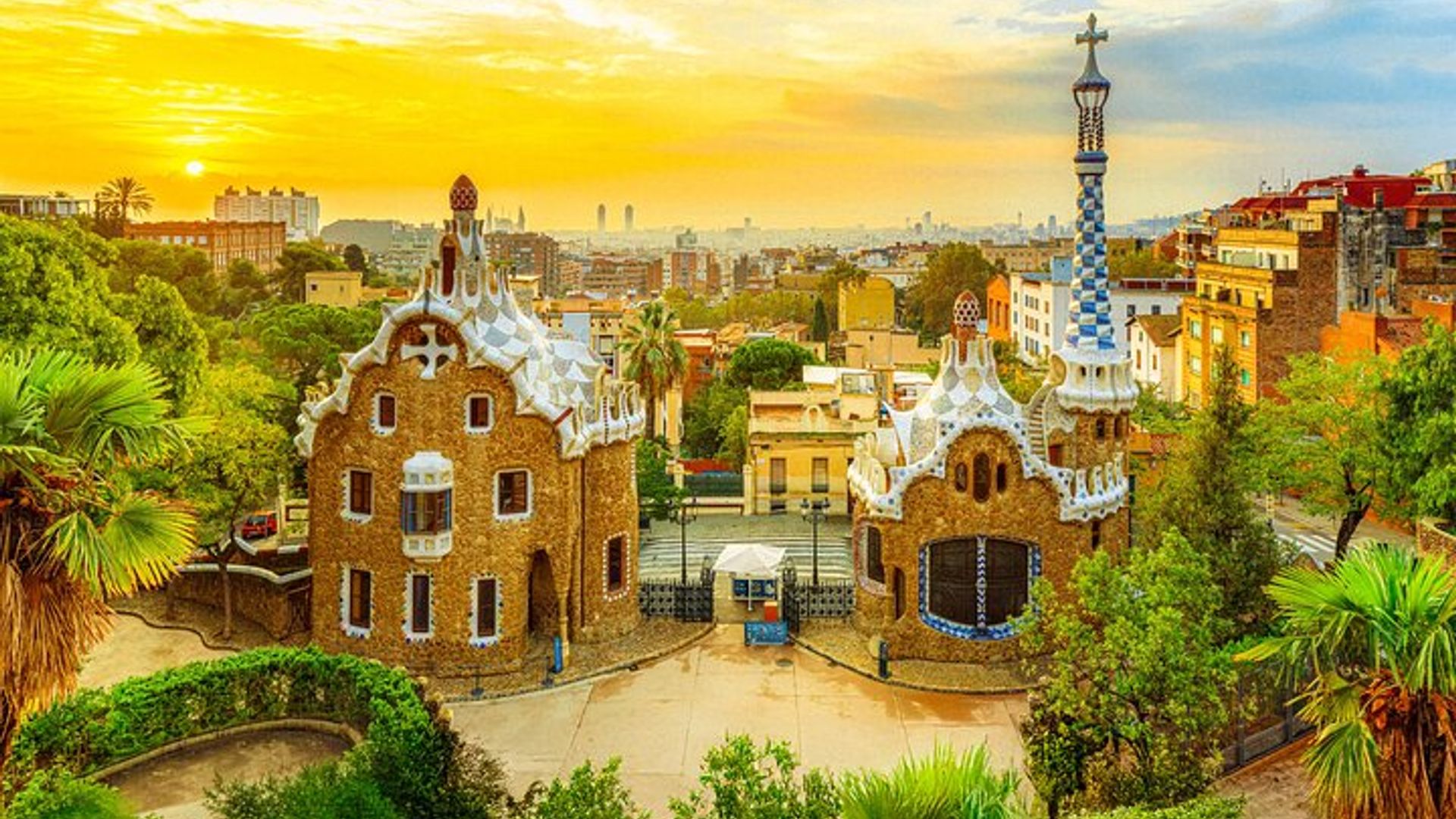 Barcelona: Park Güell Private Tour With Priority Access