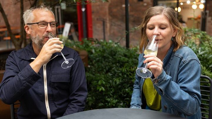 Manchester Wine Tasting and Sightseeing Walking Tour