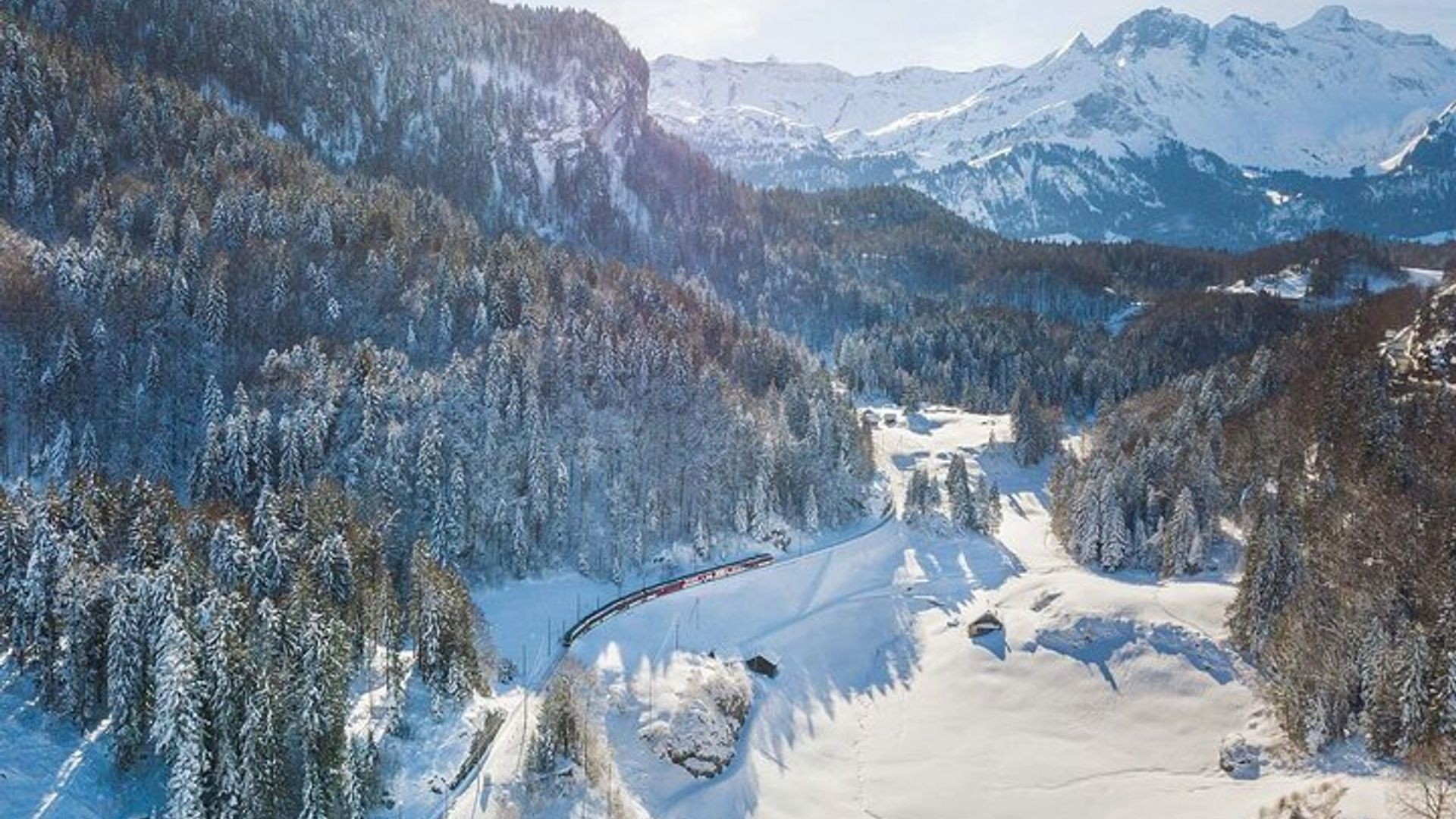 Bâle : Train panoramique, Lucerne et Interlaken