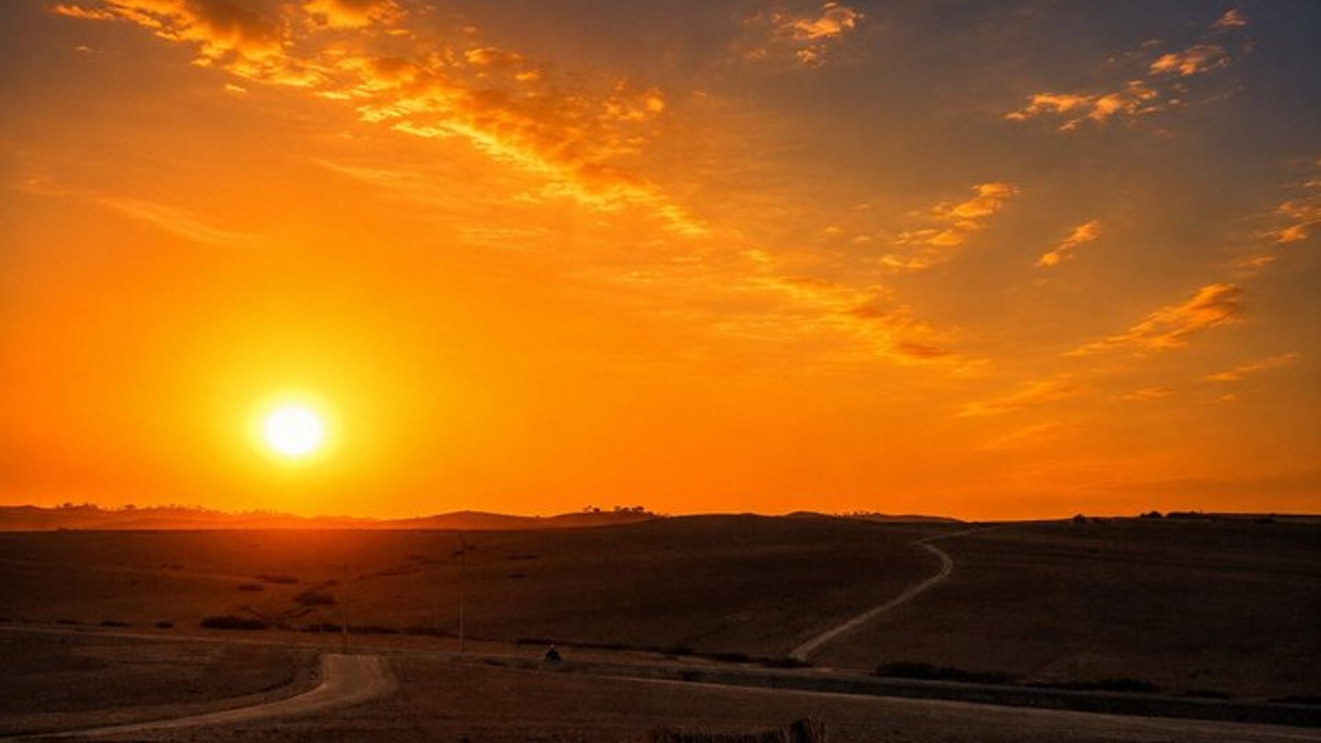 Marrakech : Puesta de sol, cena Show & Observación de estrellas en el desierto de Agafay
